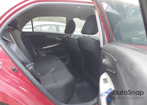 2011 Toyota Corolla S z USA, uszkodzony, nr VIN 2T1BU4EE4BC681944